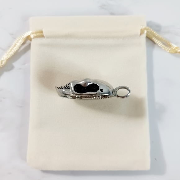 Silver Skull Pendant - Picture 3 of 7